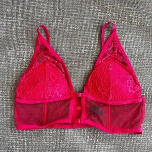 Fredericks of Hollywood shocking pink bra size Large